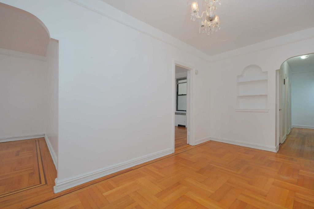 Property photo 2 of 10 <Alttext/>