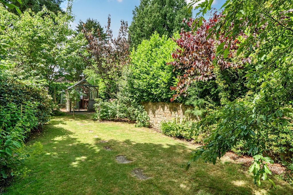 Property photo 3 of 11 3
