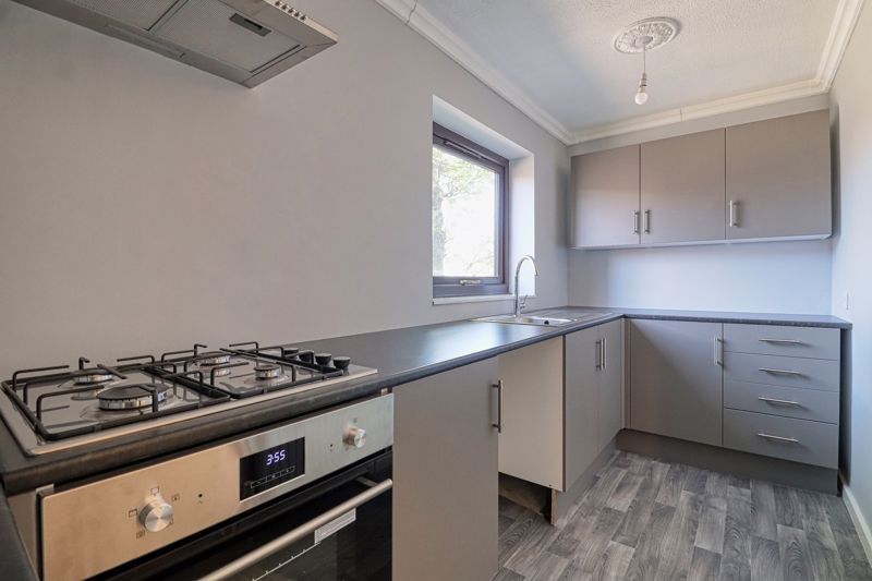 Property photo 1 of 6 Kitchen