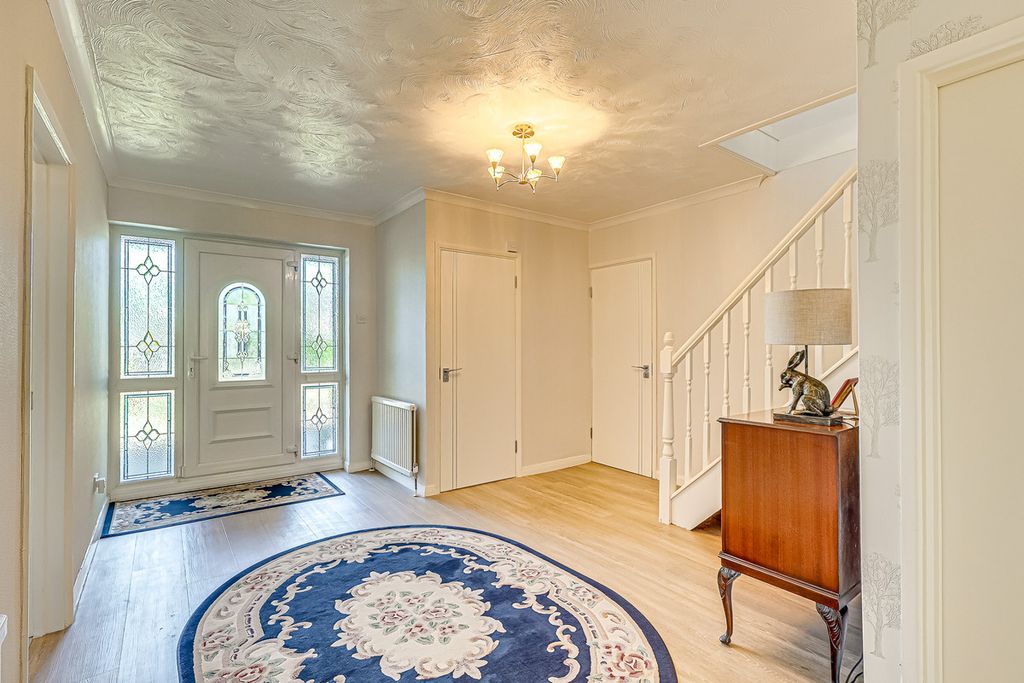Property photo 3 of 48