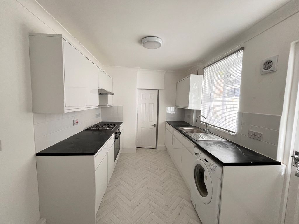 Property photo 3 of 15 Gallery