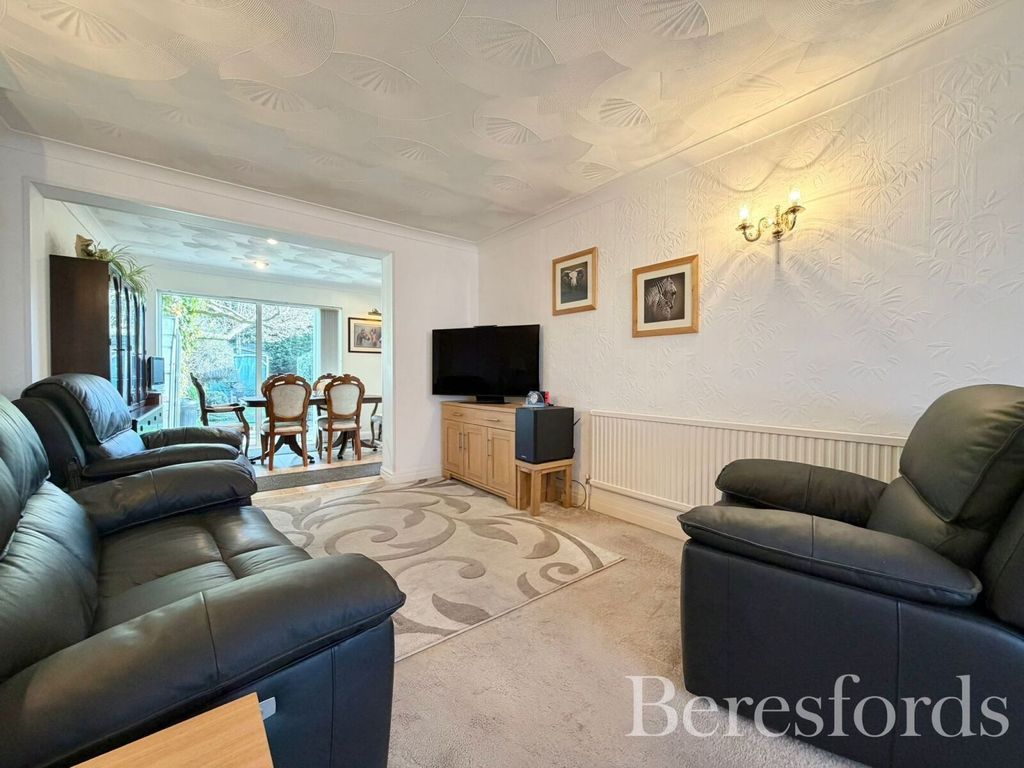 Property photo 2 of 21 Picture No. 03