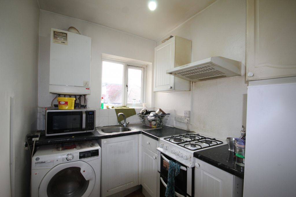 Property photo 2 of 5 Gallery