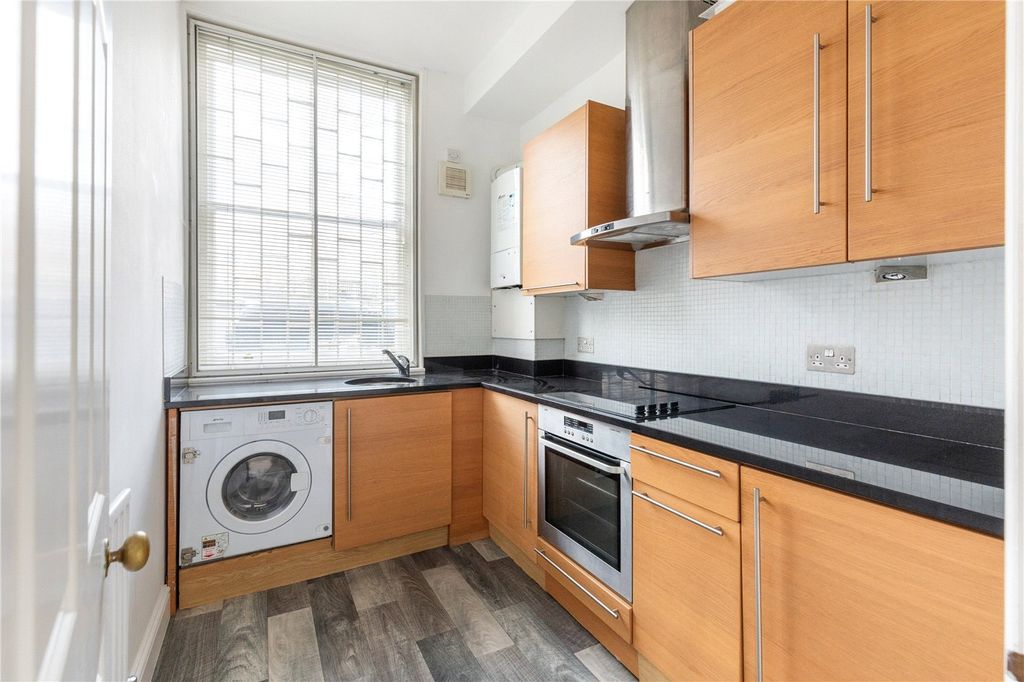 Property photo 3 of 12 Picture No. 25