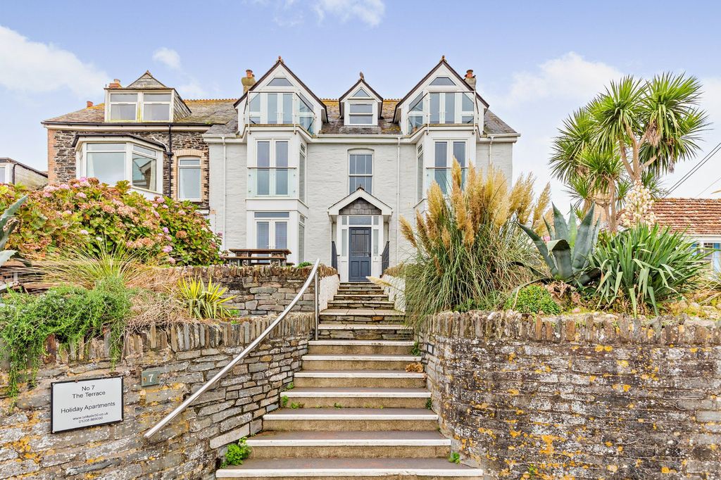 Property photo 2 of 16 The Property