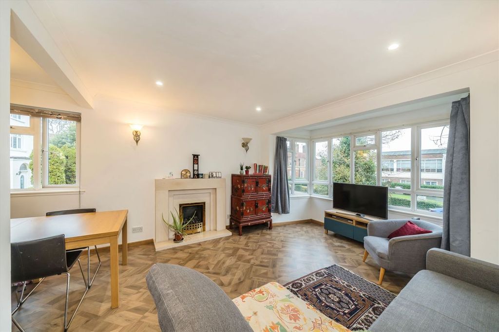 Property photo 2 of 6