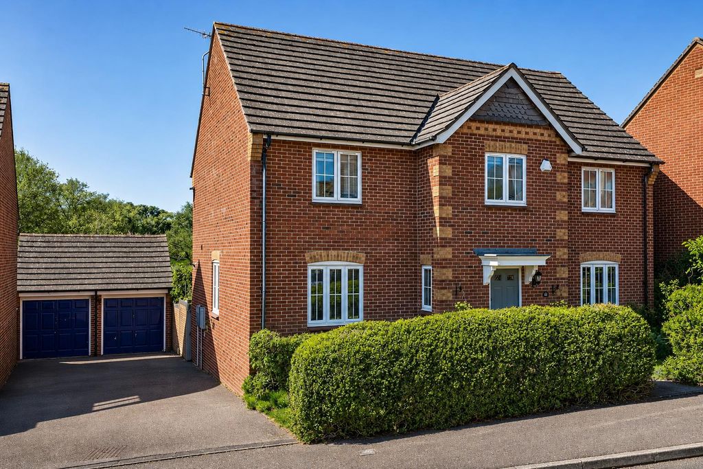 Property photo 1 of 45 9dc792E0-0Cf1-4d93-918d-95B6720Fc271.Png