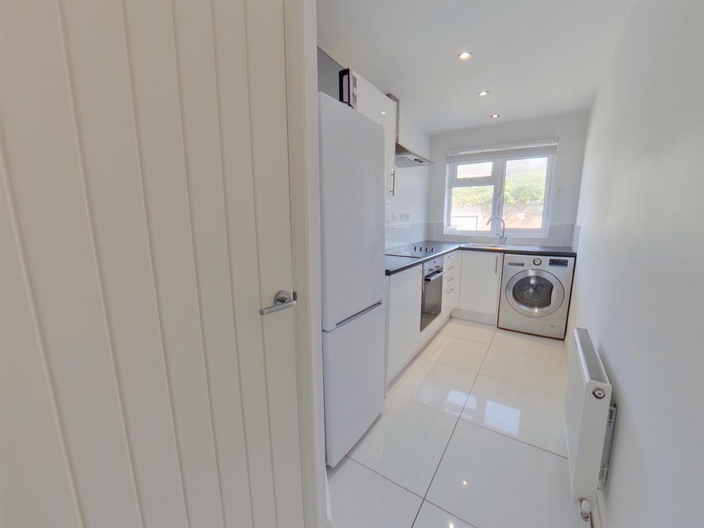 Property photo 3 of 16 Kkk.Jpg