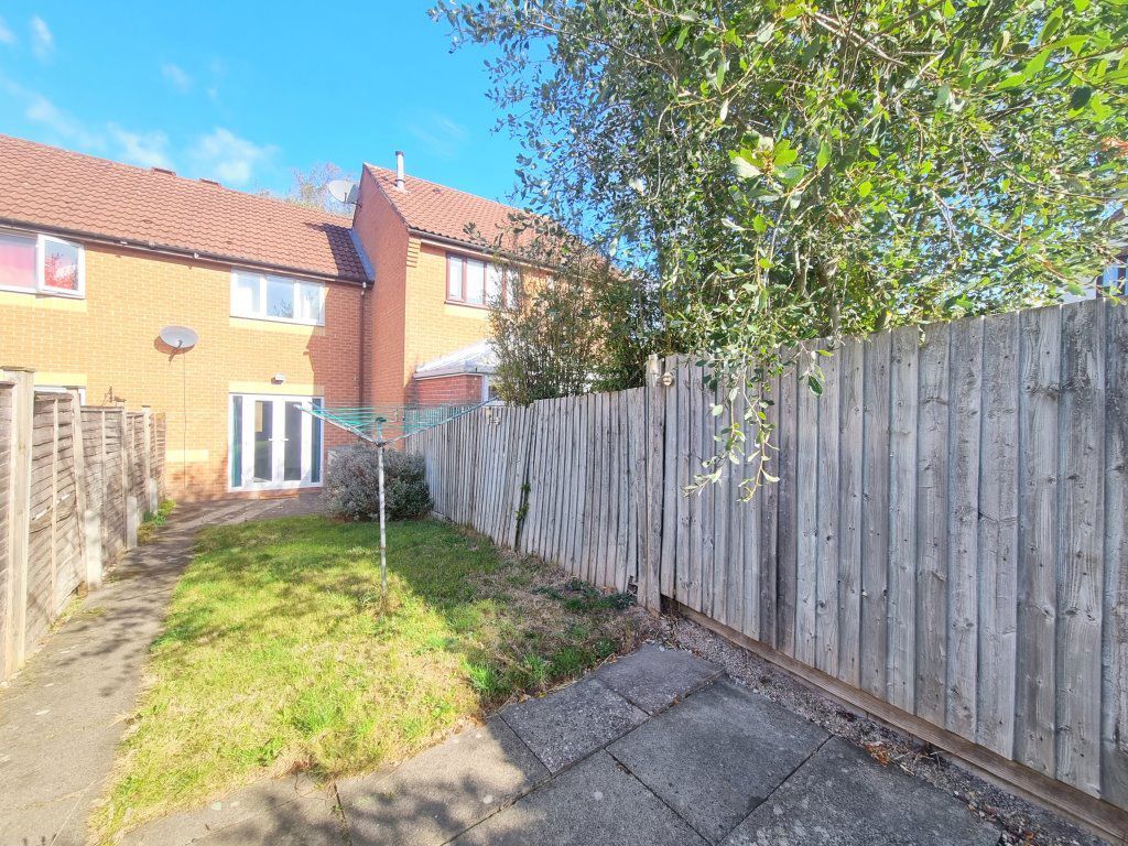 Property photo 2 of 11
