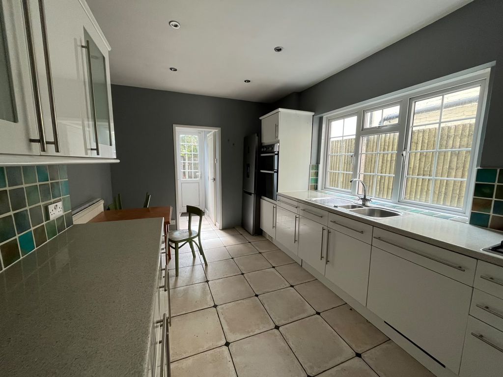 Property photo 2 of 15 Whatsapp Image 2026-09-17 At 1.00.00 Pm (7)