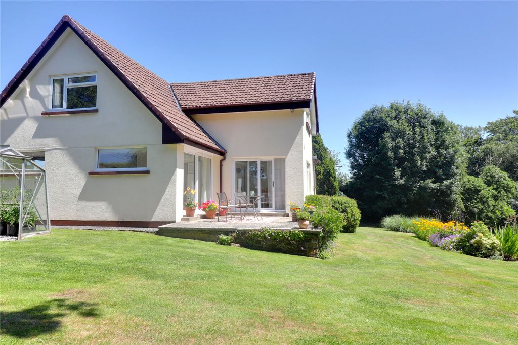 Property photo 2 of 21 Picture No. 44