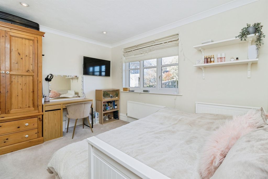 Additional image 14 of 4 bed detached house for saleSouth Road, Newton Abbot TQ12