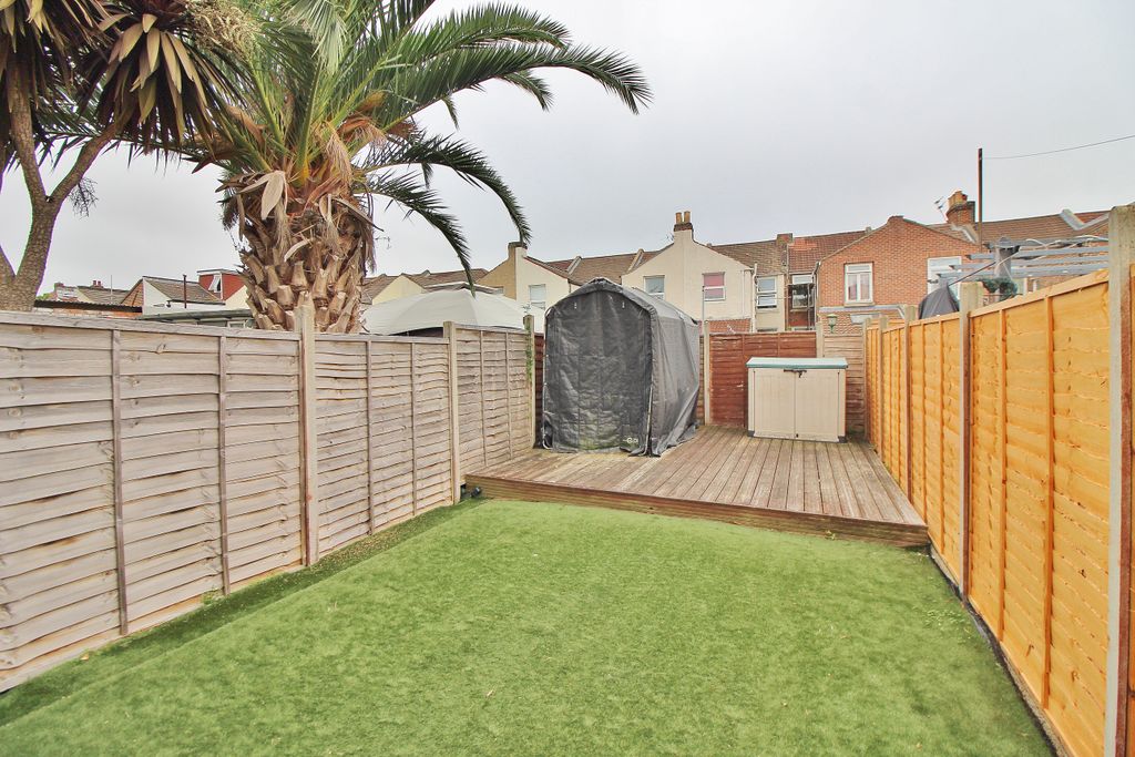 Property photo 3 of 14