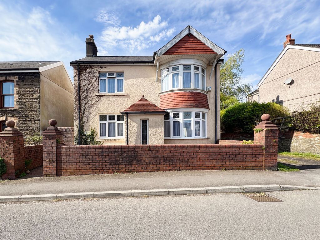 Property photo 1 of 31