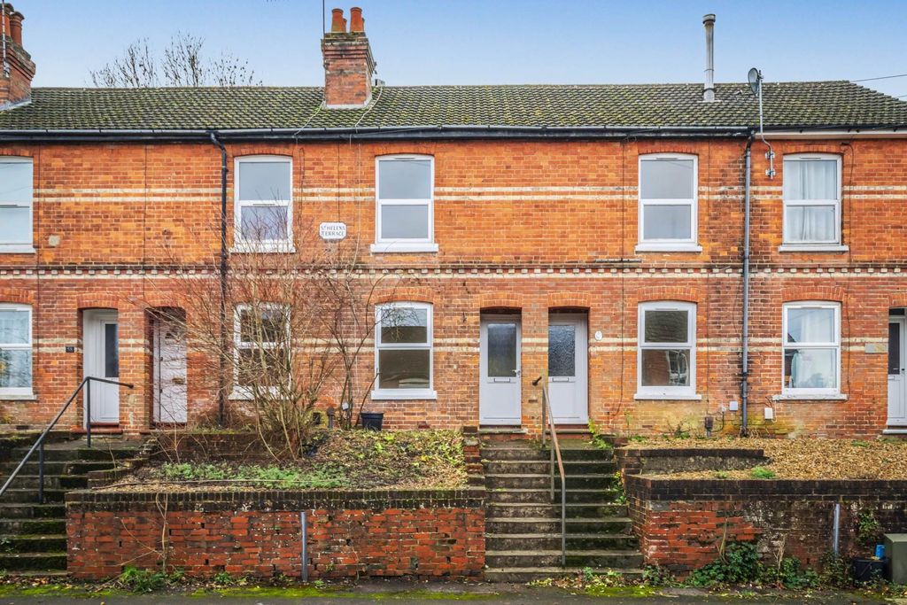 Property photo 1 of 12