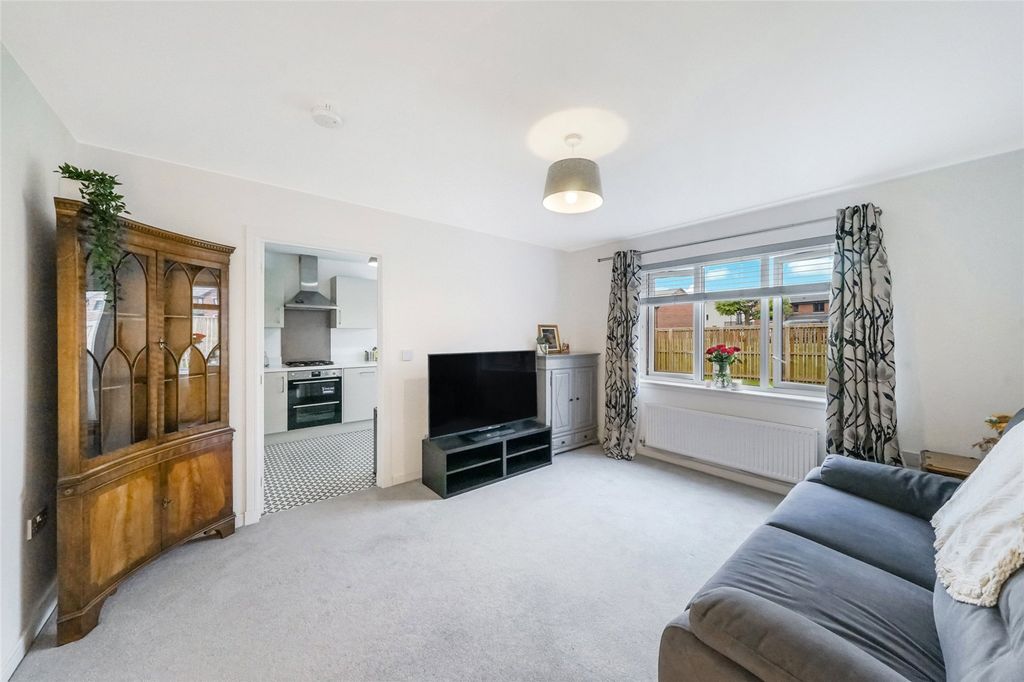 Property photo 3 of 23 Picture No. 04