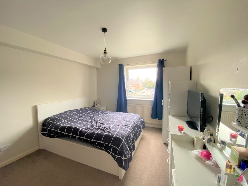 Property photo 3 of 5