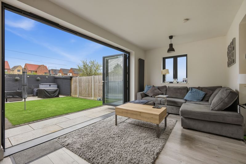 Property photo 3 of 24 Photo 15