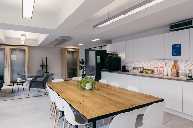 Property photo 3 of 7