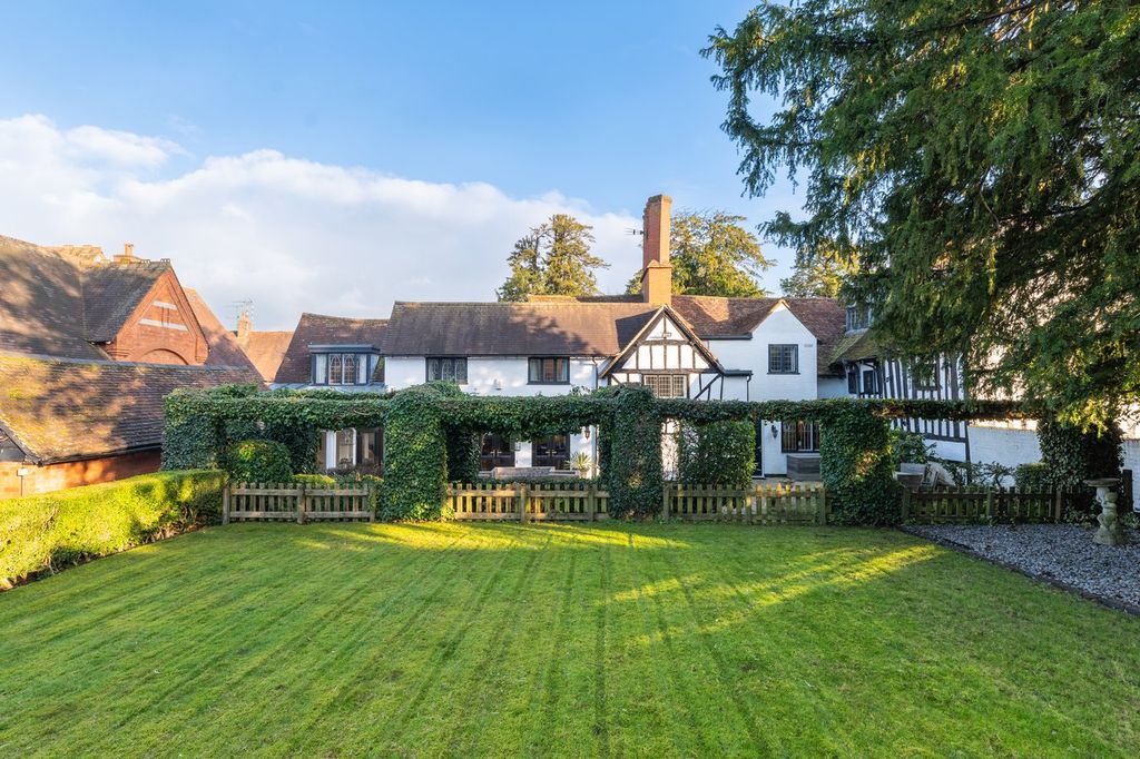 Property photo 1 of 50