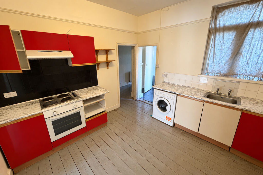 Property photo 3 of 16 171 & 171A Coventry Road, Ilford, Ig1 4rd