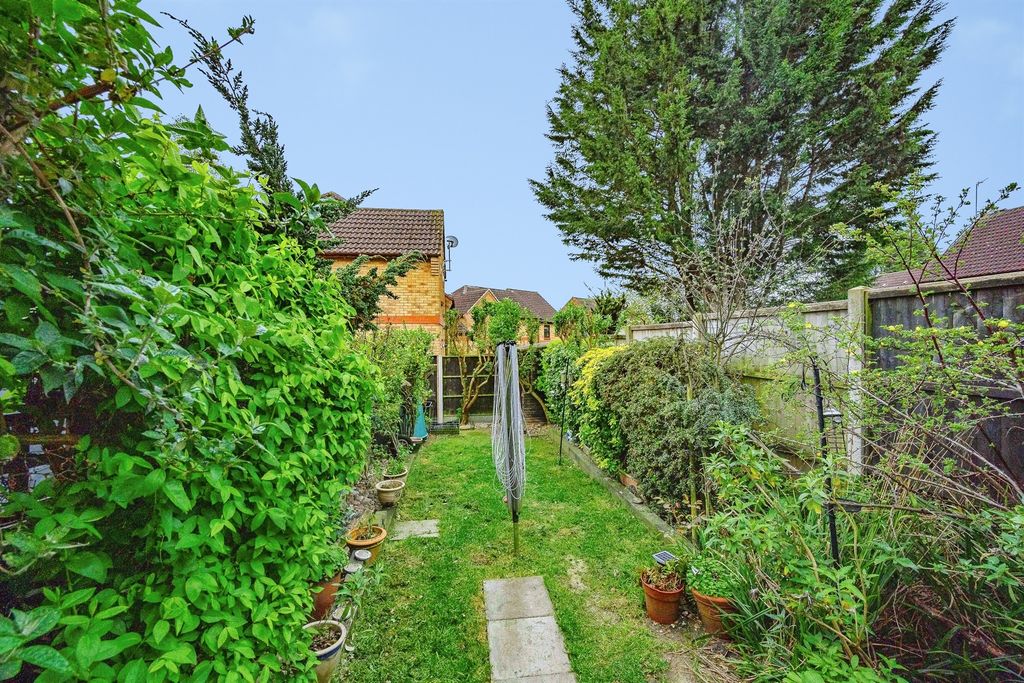 Property photo 3 of 13