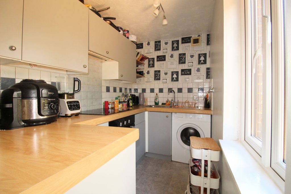 Property photo 3 of 10 Img_41555