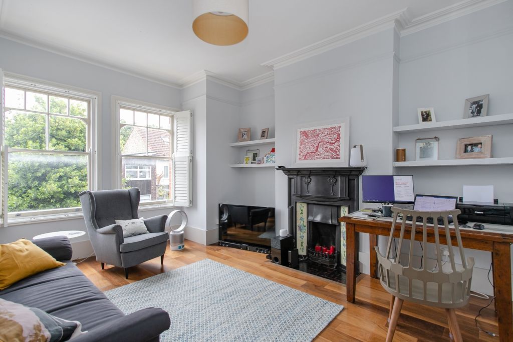 Property photo 2 of 11 57A Wix's Lane-2