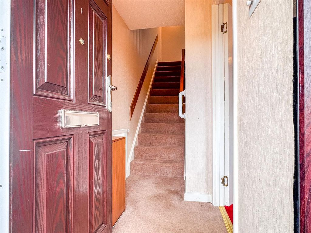 Property photo 3 of 22