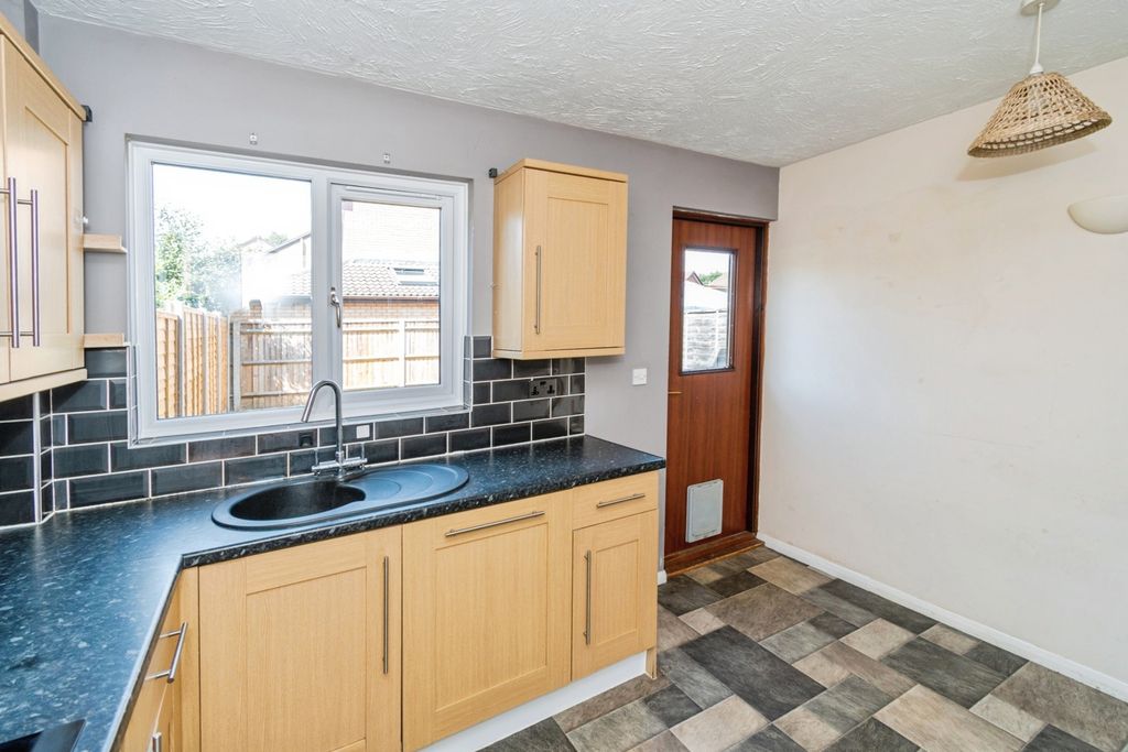 Property photo 3 of 17 Photo