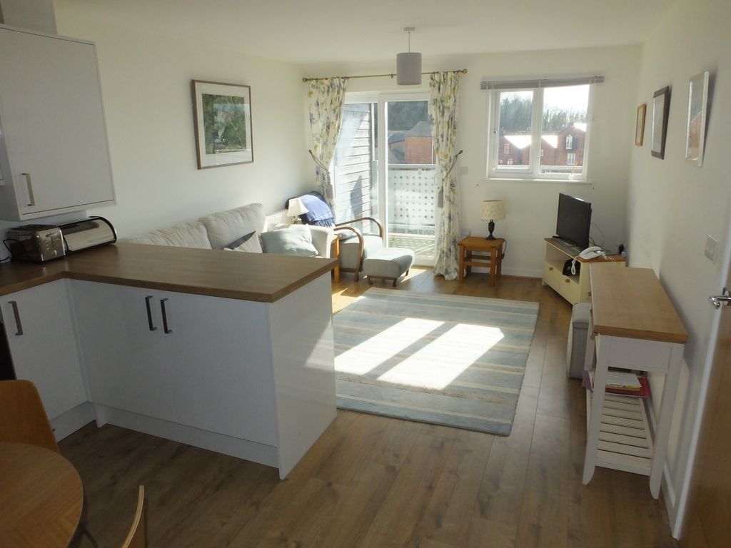 Property photo 2 of 5