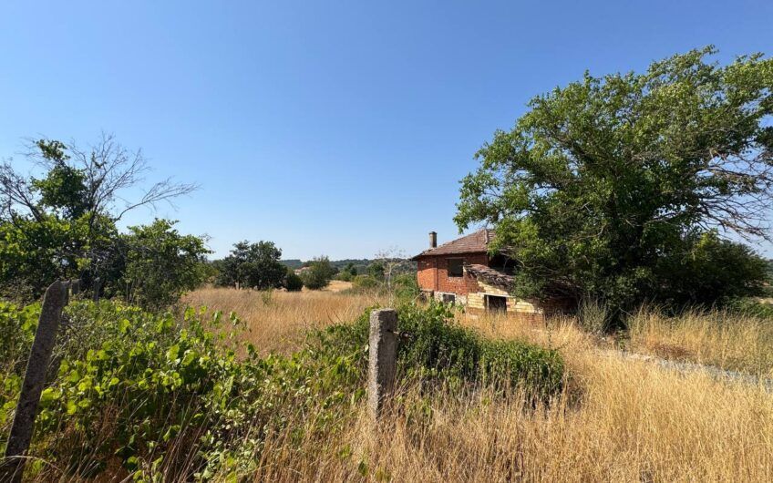 Property photo 1 of 4