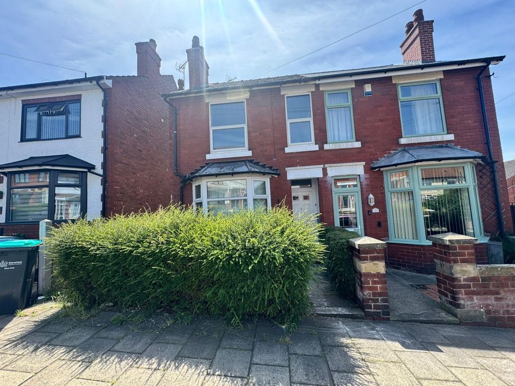 Property photo 1 of 1