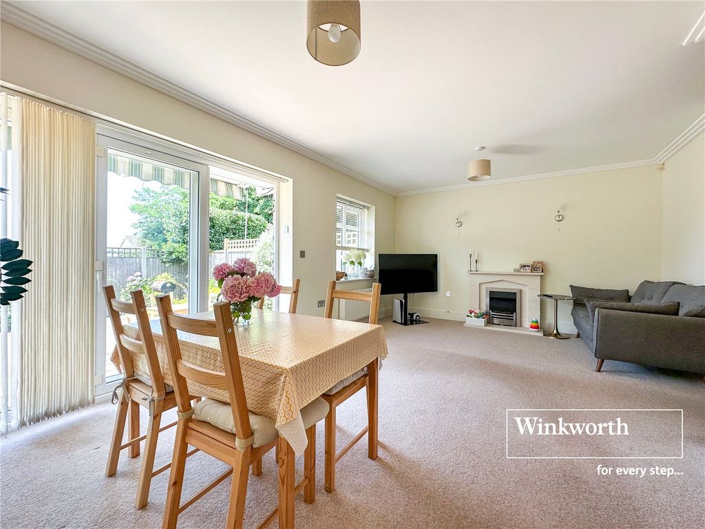 Property photo 3 of 12 Picture No. 04