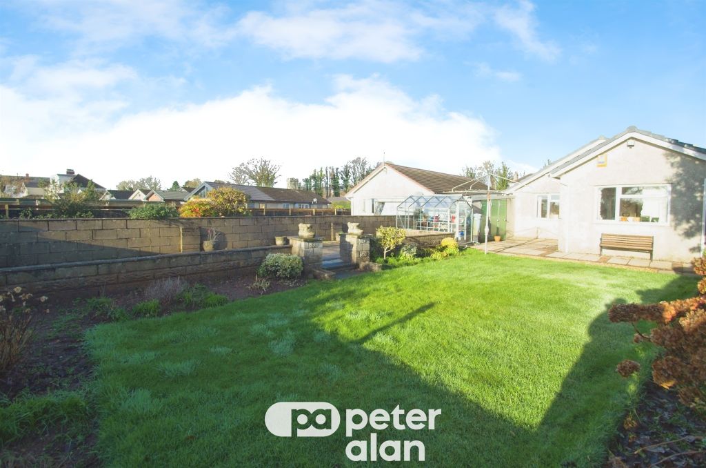 Property photo 2 of 34