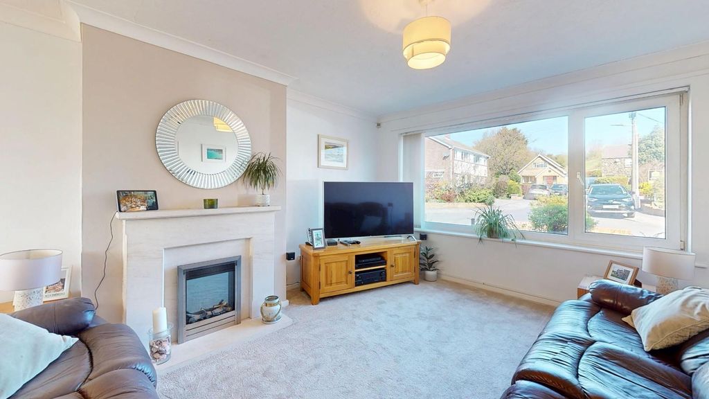 Property photo 2 of 20 9-St-Richards-Road-04102025_233427.Jpg