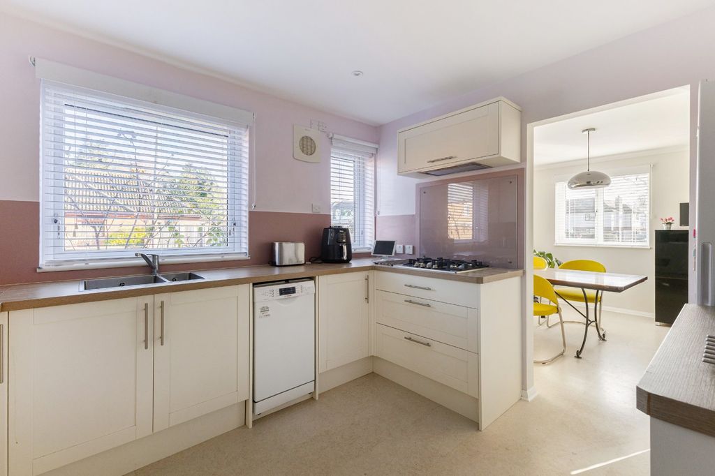 Property photo 2 of 13 Picture No. 07