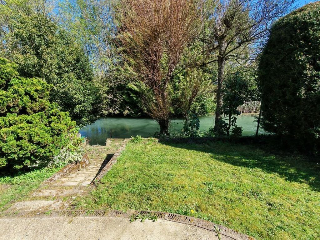 Property photo 3 of 21 Photo 3