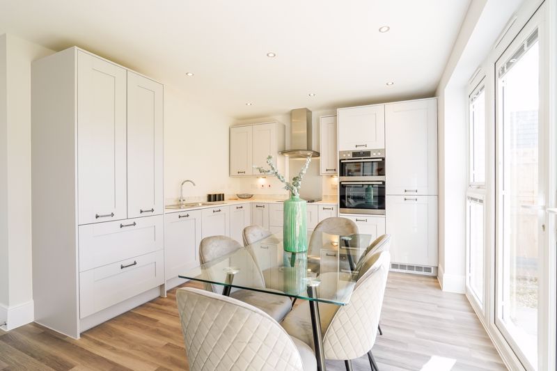 Property photo 2 of 27 Photo 9