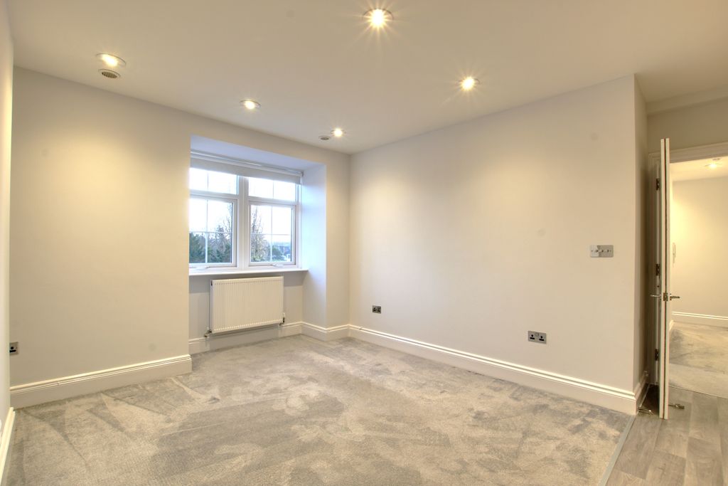 Property photo 3 of 7 3 Lounge Angle 2.Jpg