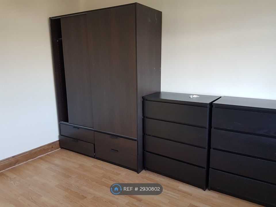 Property photo 2 of 3