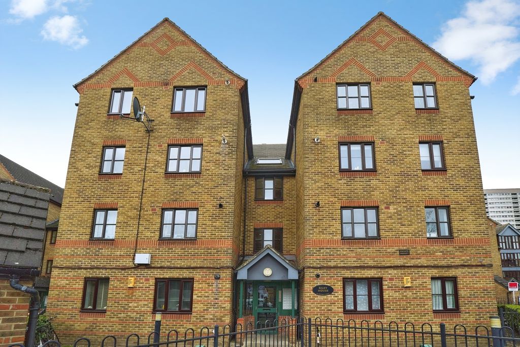 Property photo 1 of 12 Pbox-Img.Jpg