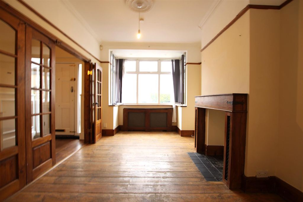 Property photo 2 of 15 Dining Room