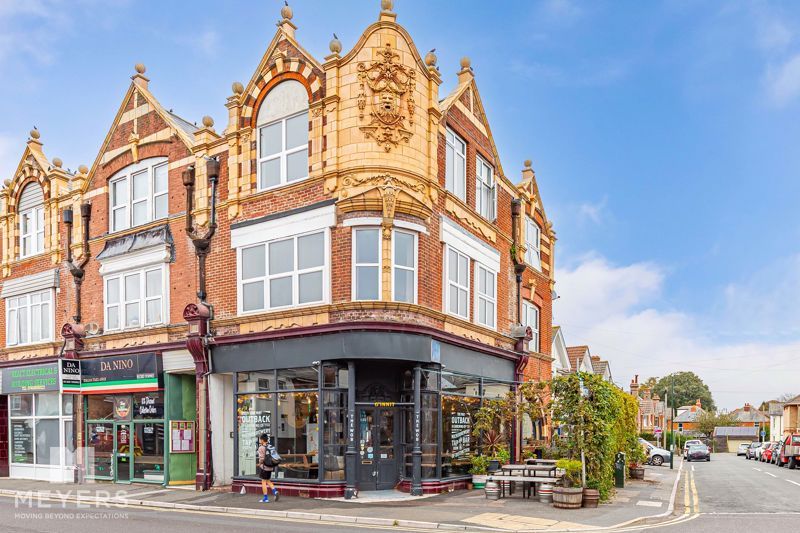 Property photo 1 of 11 Photo 12