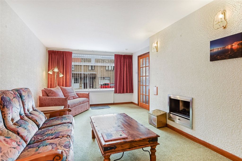 Property photo 2 of 19 Picture No. 03