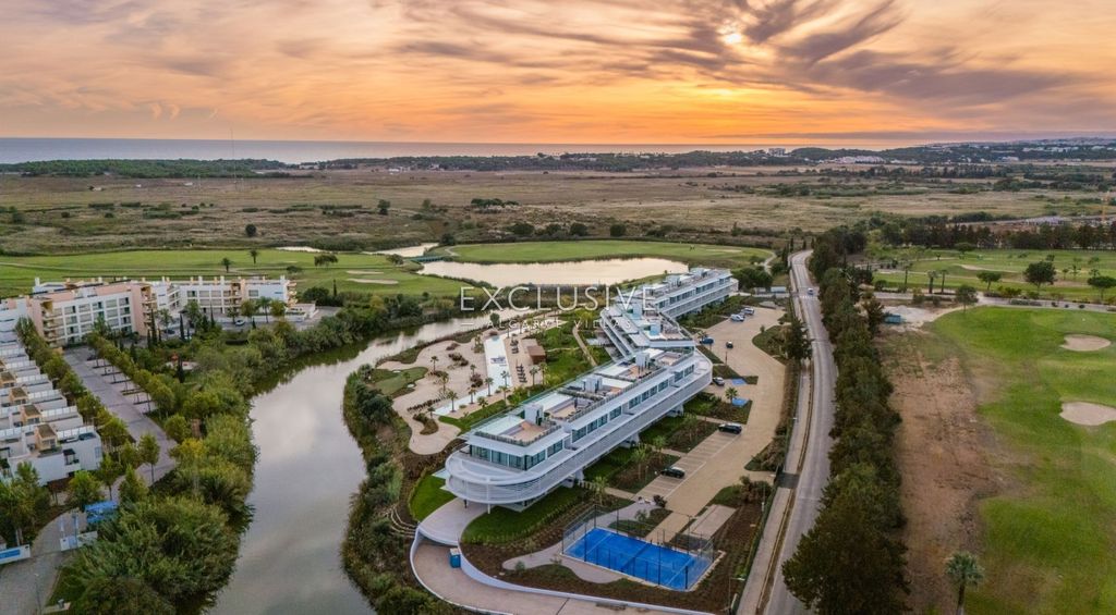 Property photo 2 of 26