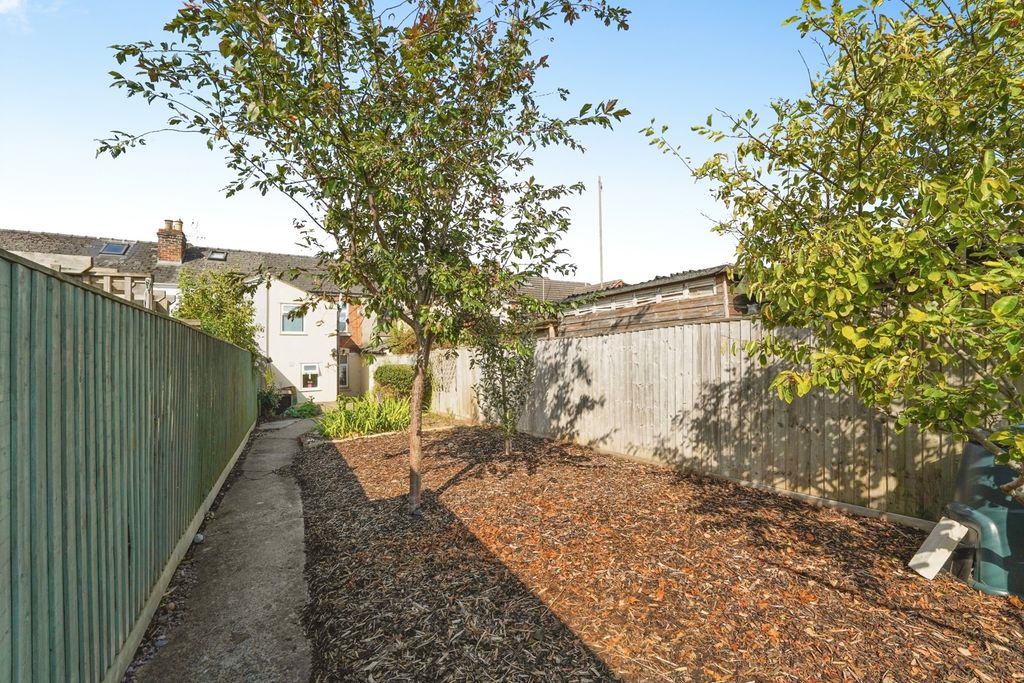 Property photo 1 of 17 Pbox-Img.Jpg