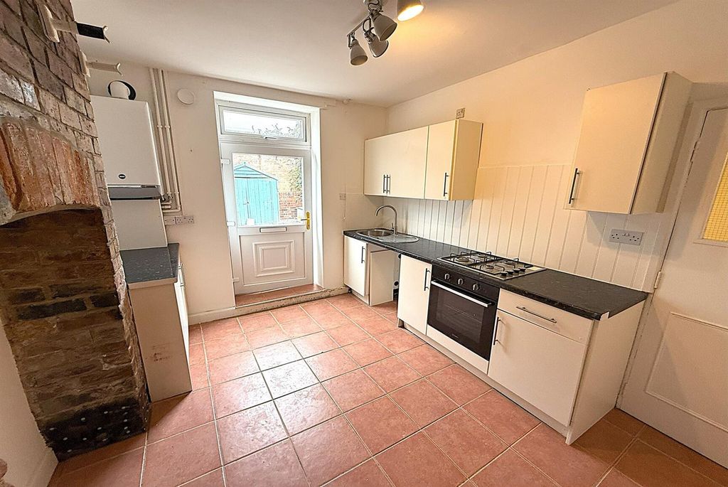 Property photo 2 of 15 Kitchen 3rd.Jpg