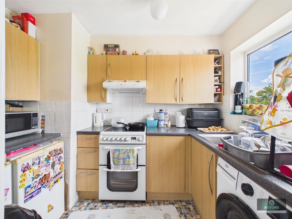 Property photo 2 of 6 Cam02067G0-Pr0333-Still004.Jpg