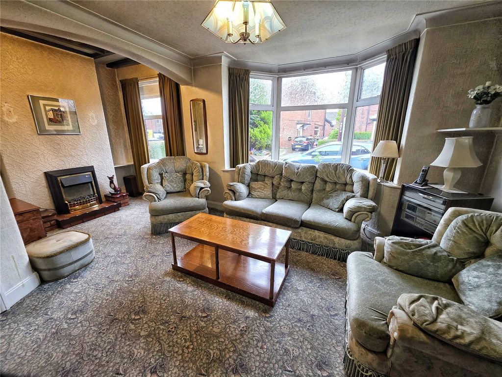 Property photo 2 of 12 Living Room